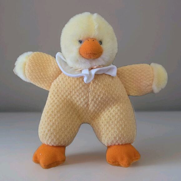 RUSS BERRIE ~ CHICK PJ'S STUFFED ANIMAL PLUSH‎ TOY 8" EASTER - Picture 1 of 4